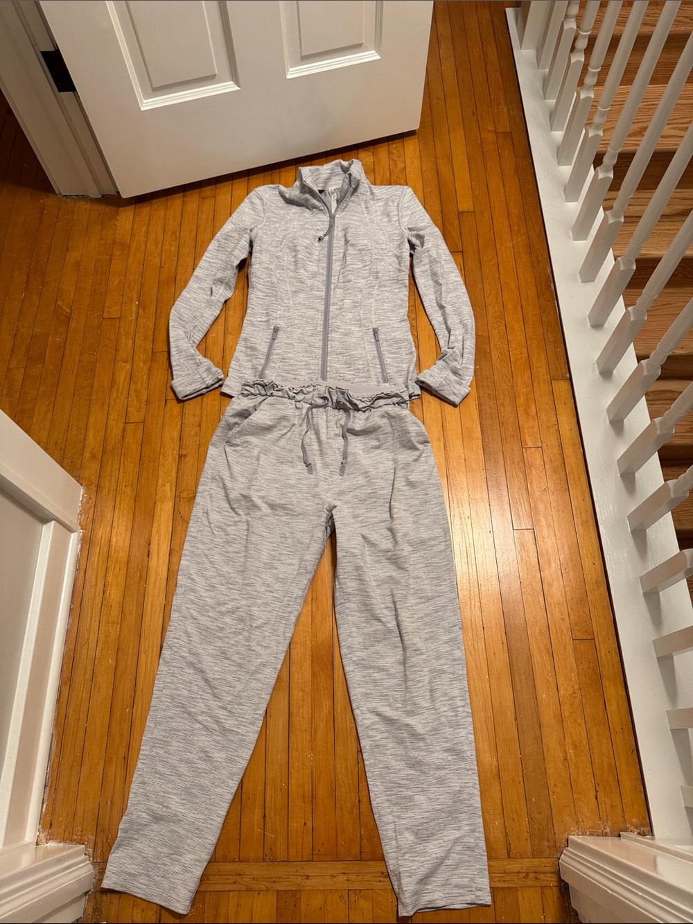 Lululemon Set Define Jacket 8 Keep Moving Pant HR 6 We are From Space